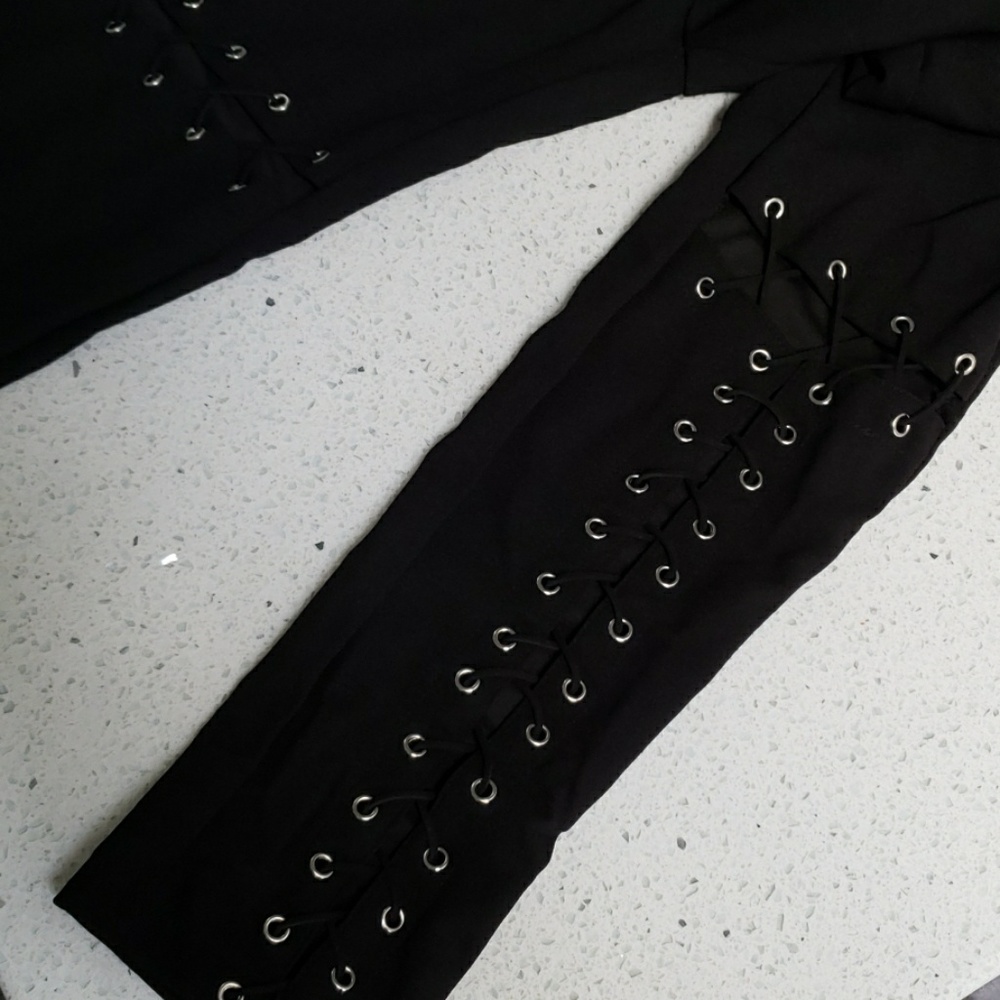 😻😻 S/M HIGH QUALITY OPEN LACED LEGGINGS - Picture 5 of 7